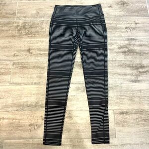 Athleta black/gray striped athletic ankle length leggings Women's size Small